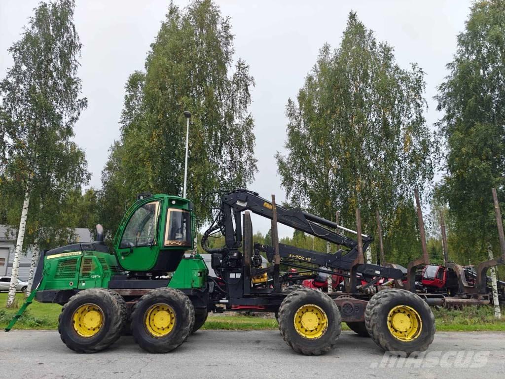 John Deere 1210 E Harvester