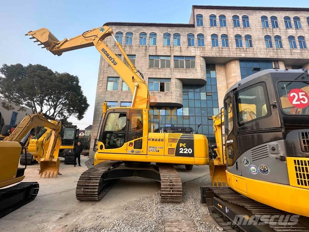 Komatsu PC 220-8 Raupenbagger