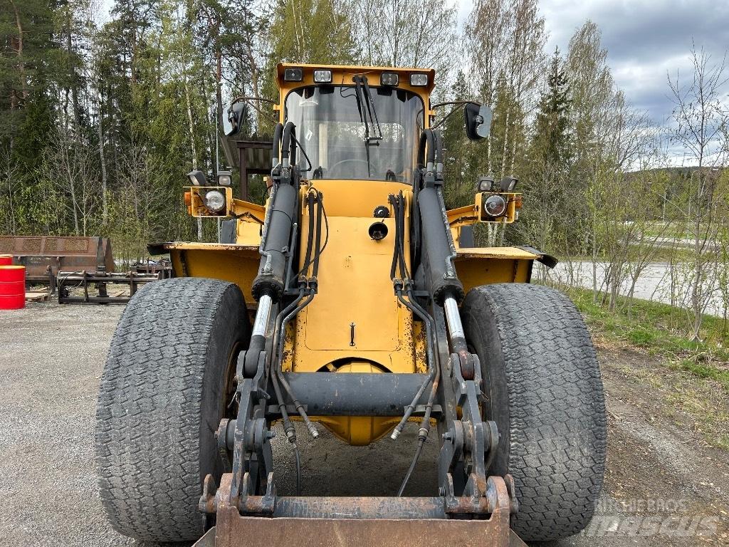 Volvo L 120 Radlader