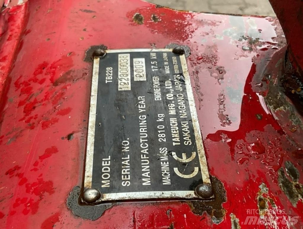 Takeuchi TB228 Minibagger < 7t