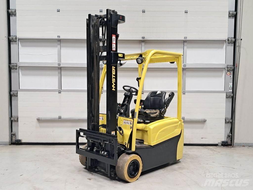 Hyster J2.0XNT-640 Elektro Stapler