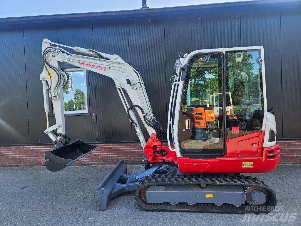 Takeuchi TB 240 Minibagger < 7t