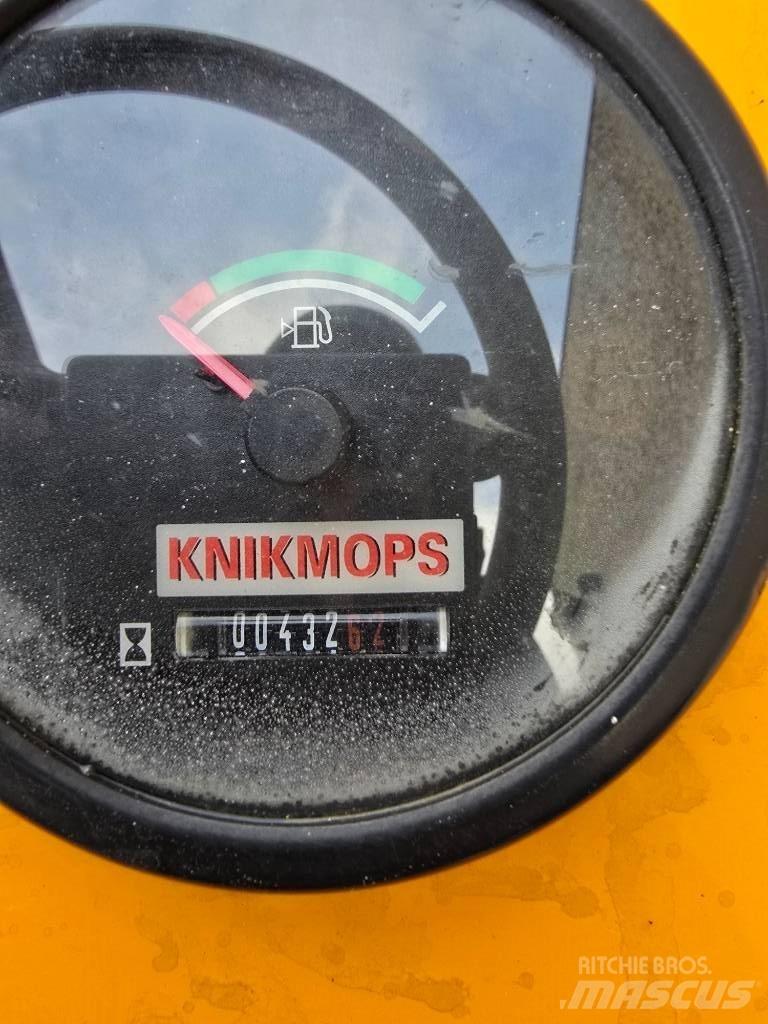 Knikmops 100 Radlader
