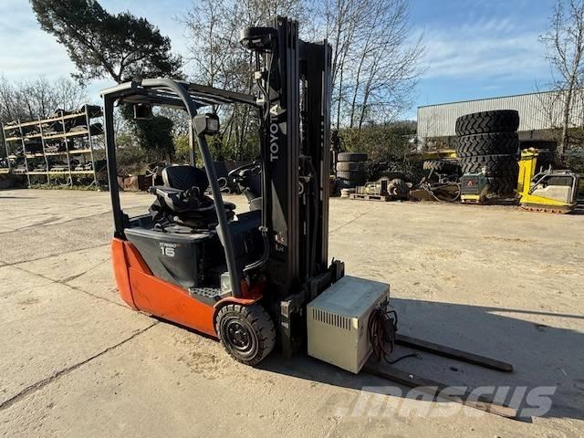 Toyota 8 FBET 16 Elektro Stapler