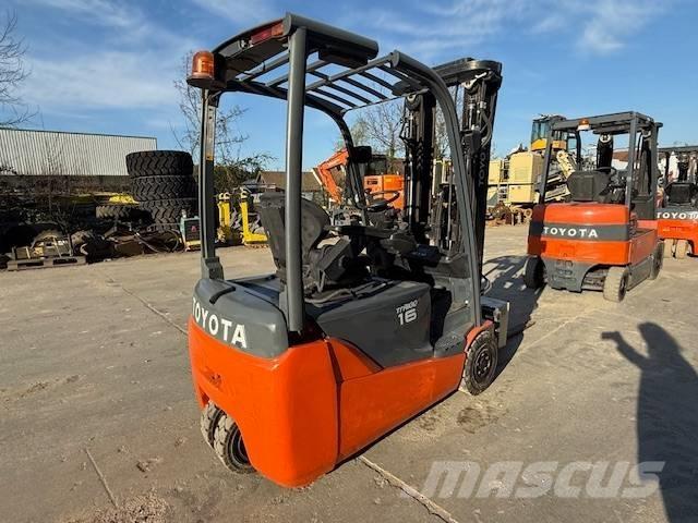 Toyota 8 FBET 16 Elektro Stapler