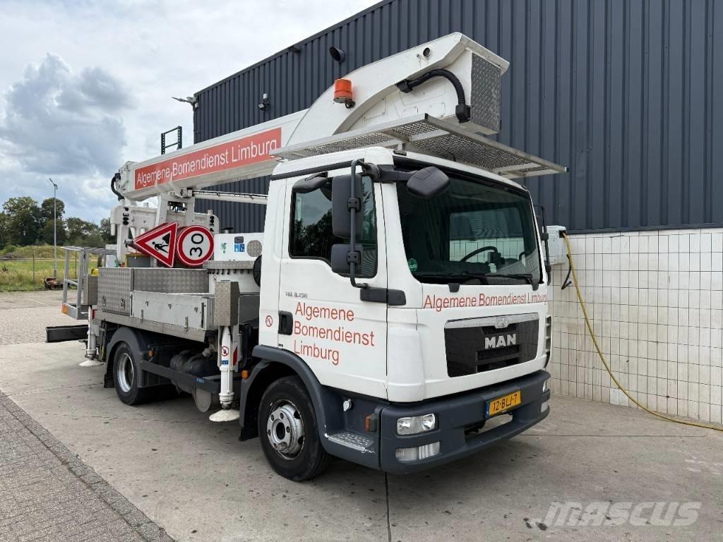 Palfinger P 300 KS LKW-Arbeitsbühnen
