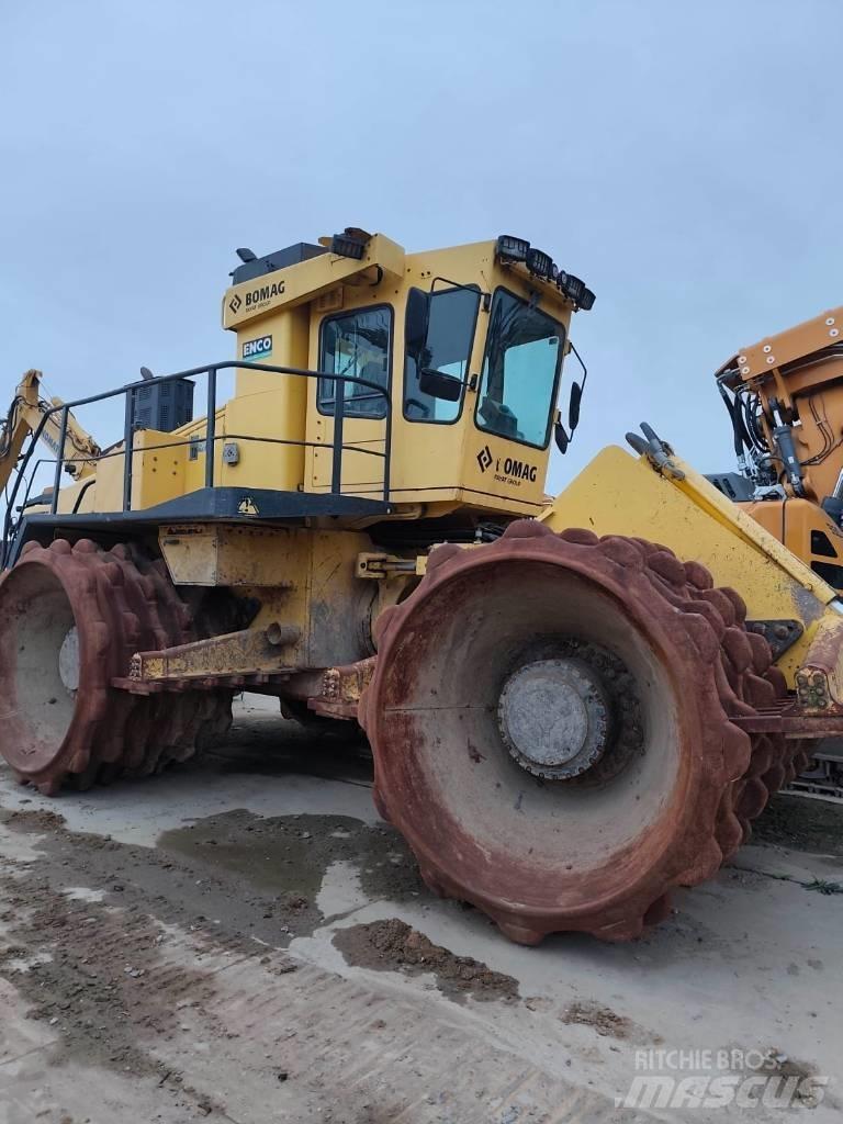 Bomag BC 972 RB Müllverdichter