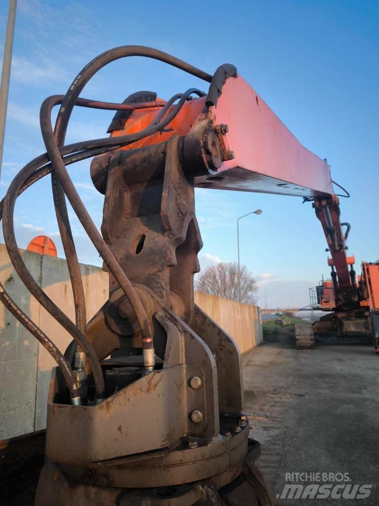 Mantsinen 100RHC Materialumschlag