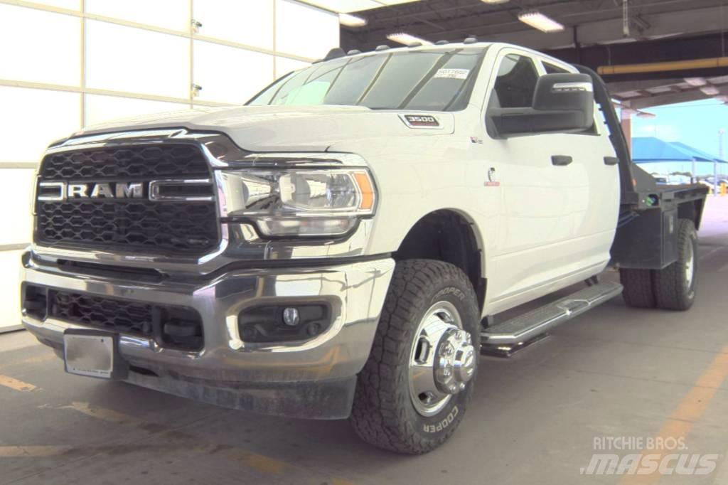 RAM 3500 TRADESMAN Pritschenwagen/Pritschenwagen mit Seitenklappe