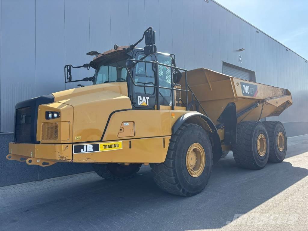 CAT 740 GC Dumper - Knickgelenk