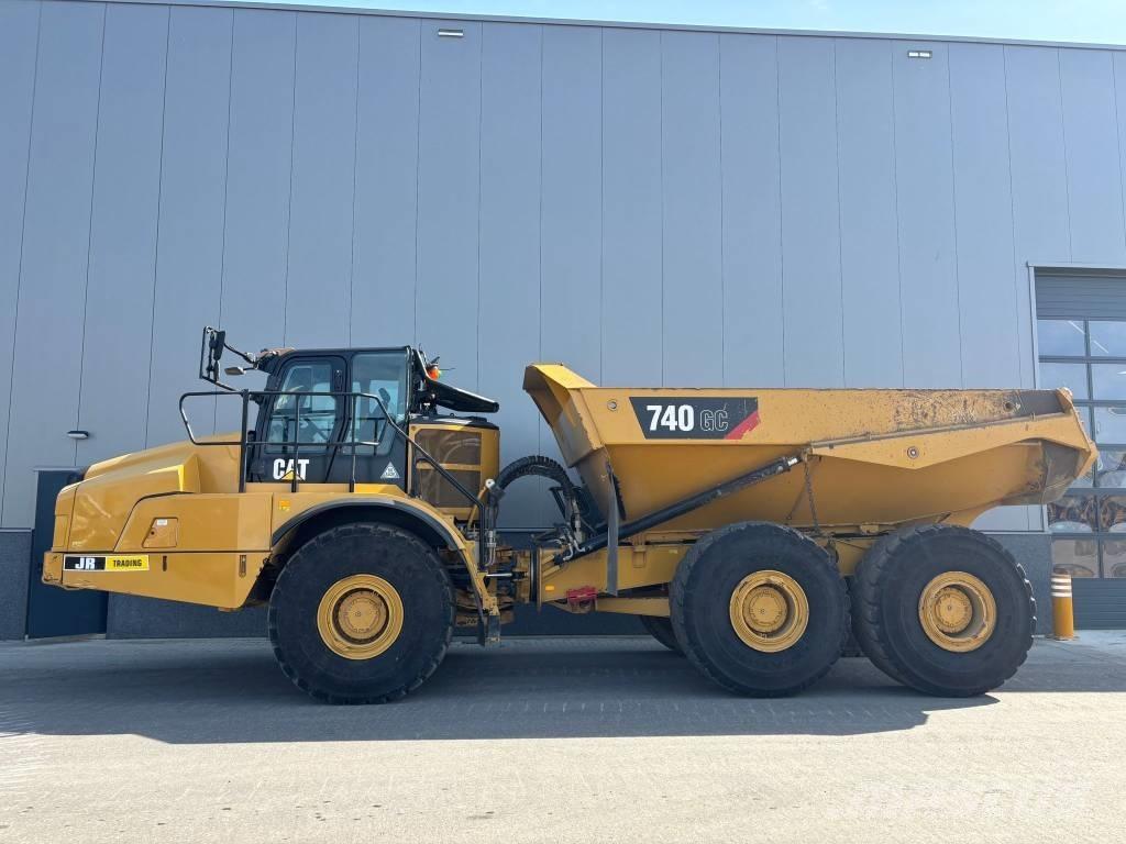 CAT 740 GC Dumper - Knickgelenk