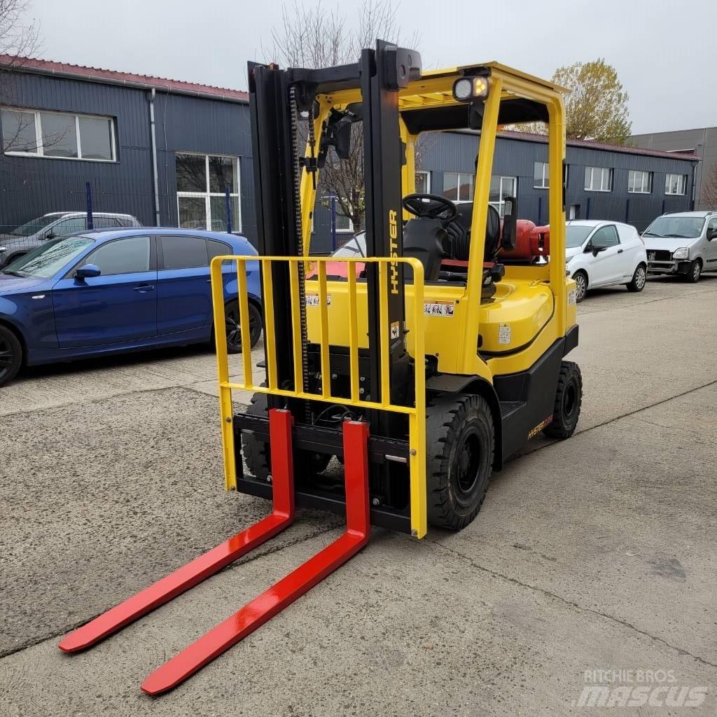 Hyster H 2.0 A Gas Stapler