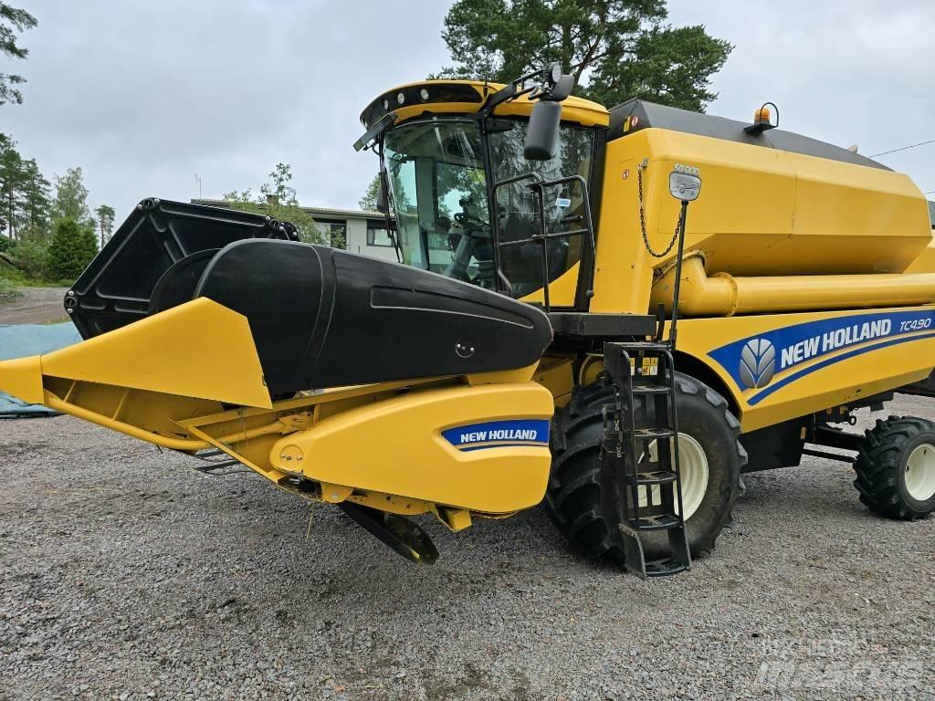 New Holland TC 4.90 Mähdrescher