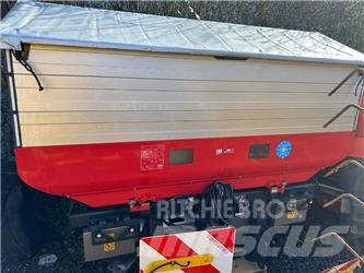 Kverneland CL 1300 Mineraldüngerstreuer