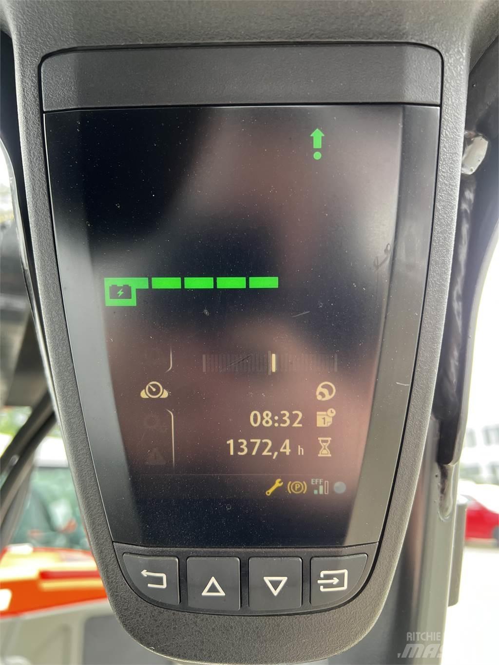Linde E16C Elektro Stapler