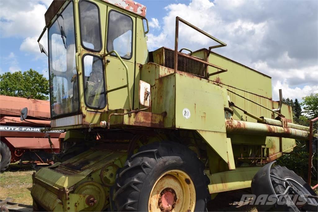 CLAAS Dominator 80 Mähdrescher