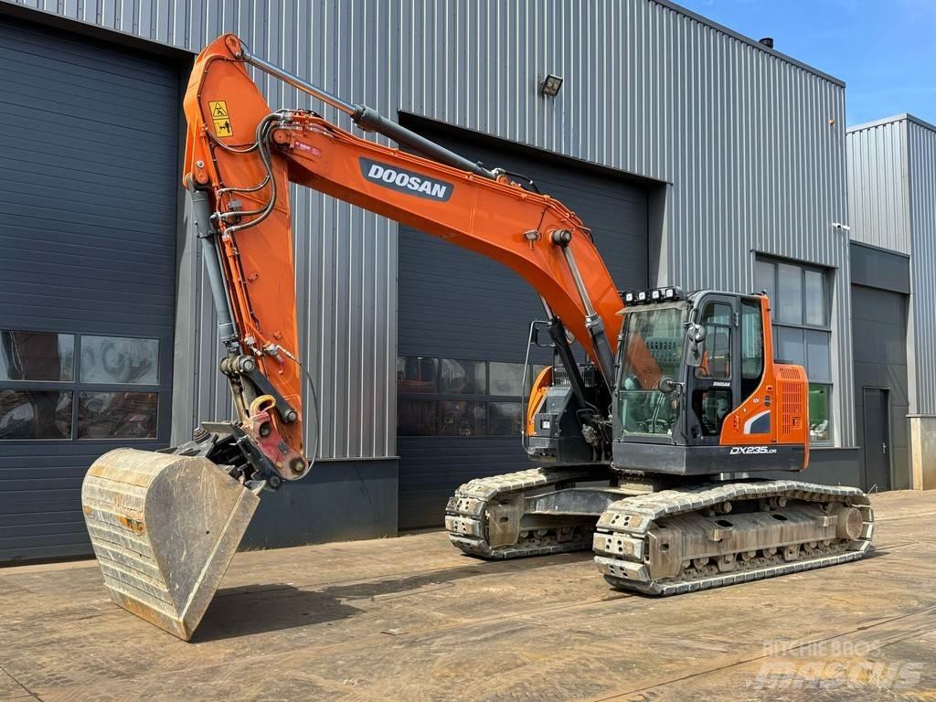 Doosan DX235LCR-5 Raupenbagger