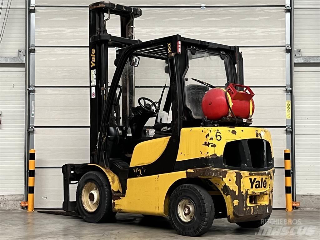 Yale GLP30VXV2445 Gas Stapler