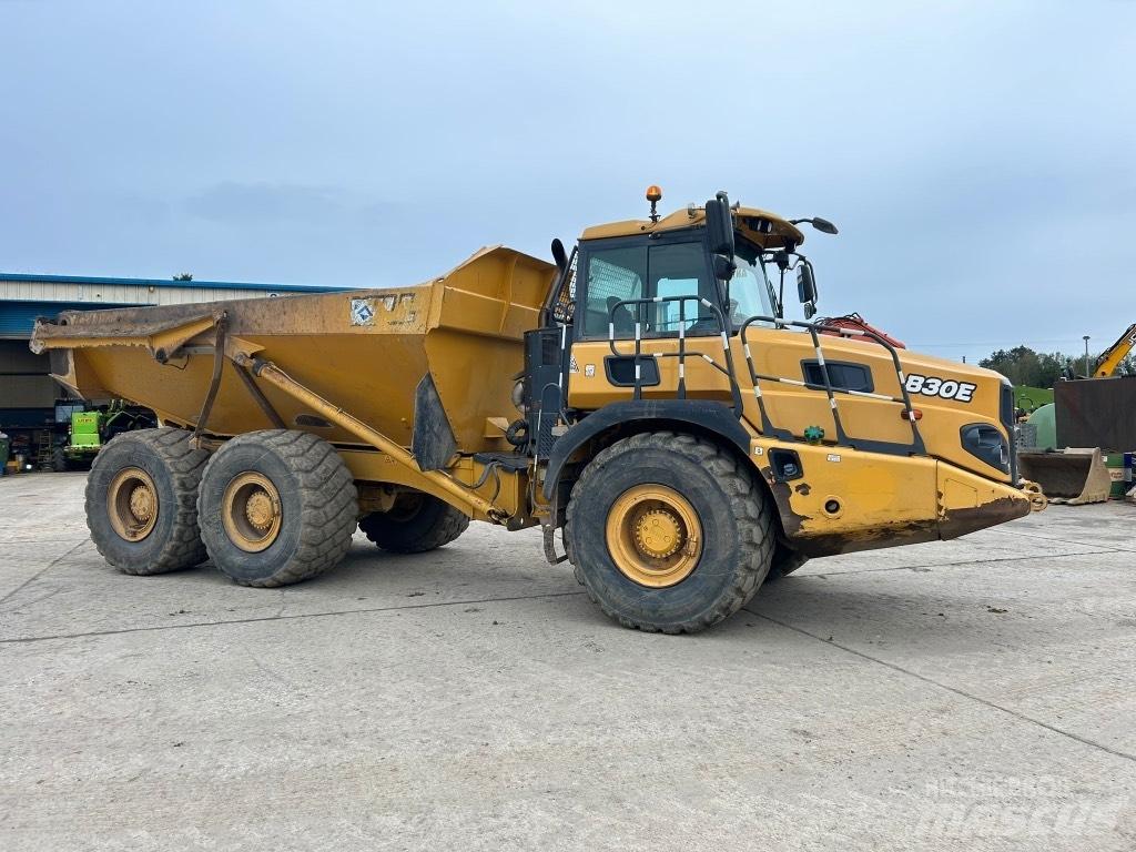 Bell B30E ( Tail Door ) Dumper - Knickgelenk