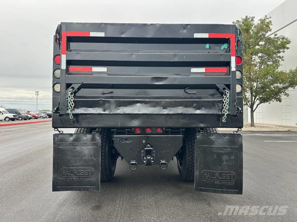 Peterbilt 337 Kipper