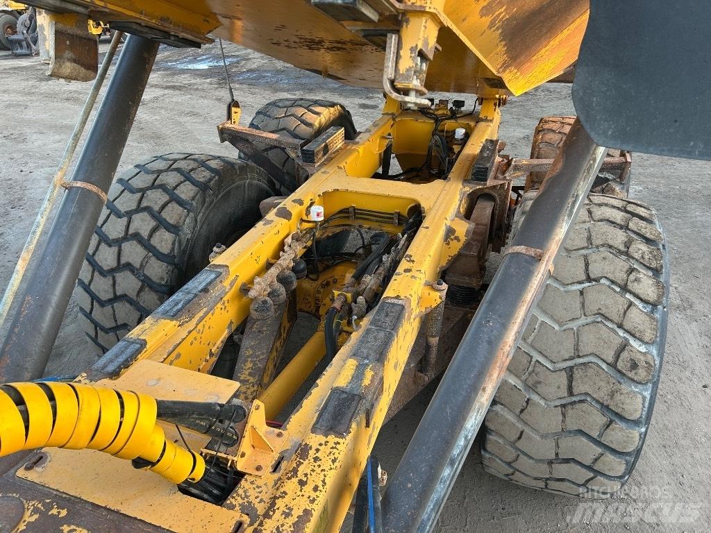 Volvo A40D Dumper - Knickgelenk