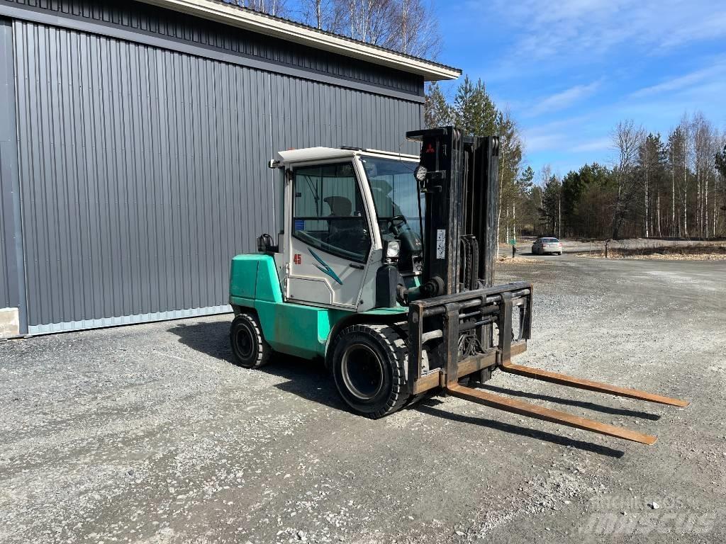Mitsubishi FD45K2 Diesel Stapler