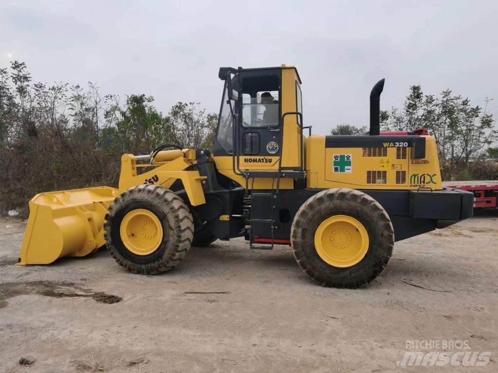 Komatsu WA 320-5 Radlader