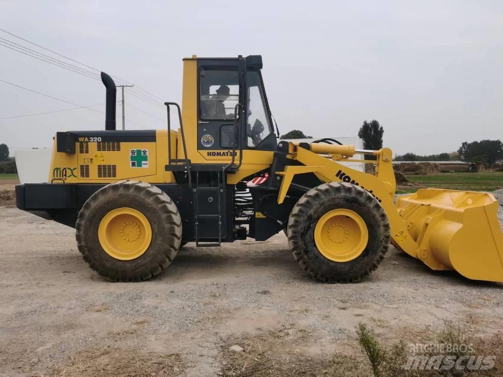 Komatsu WA 320-5 Radlader
