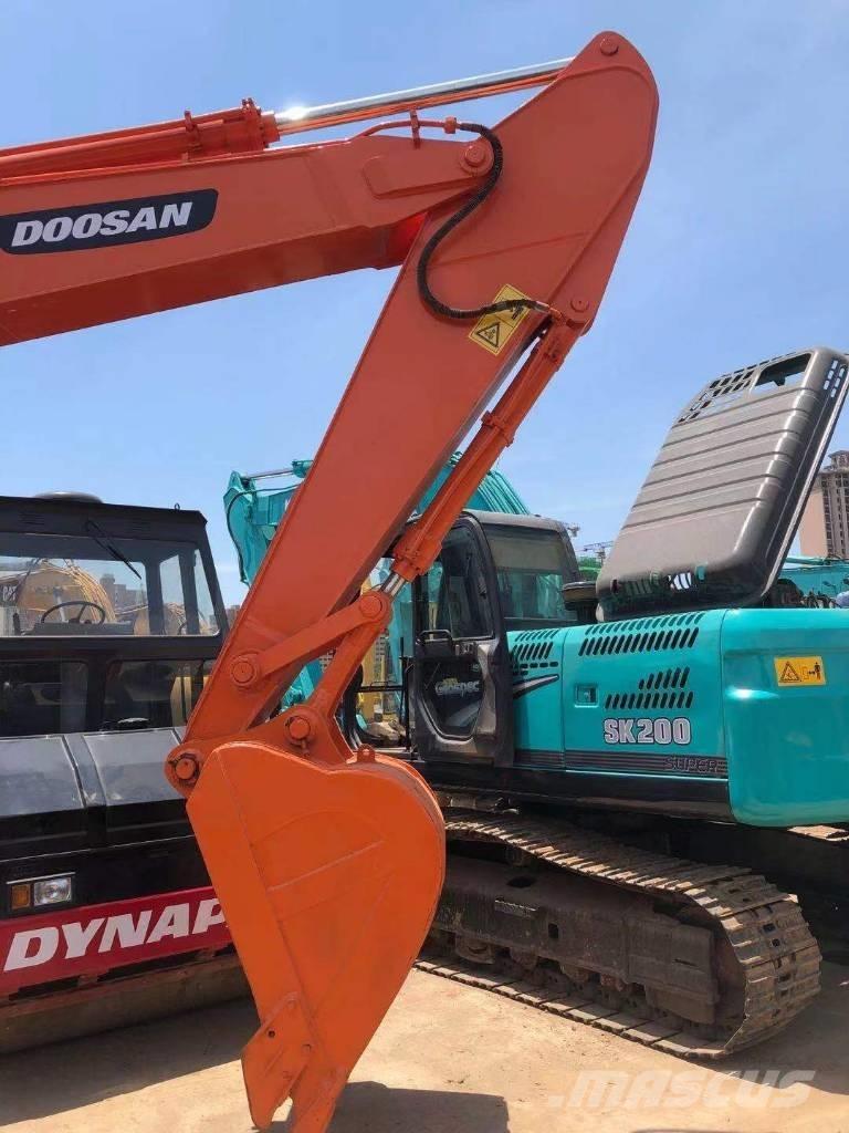 Doosan DH 220 LC-7 Raupenbagger