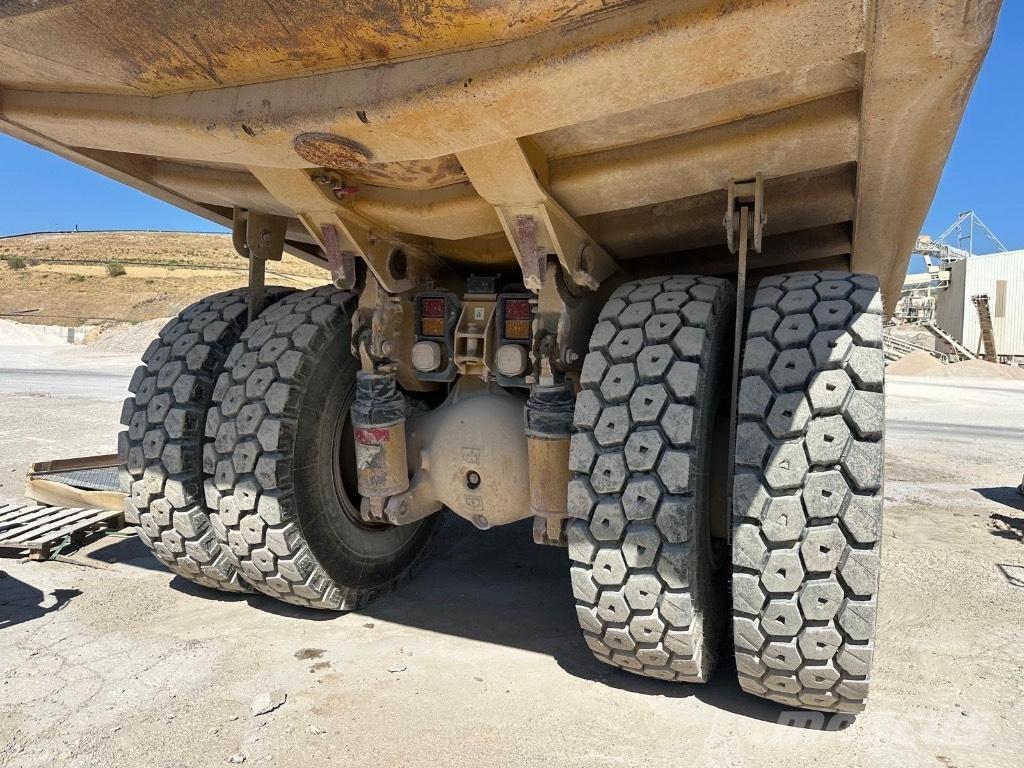 CAT 769D Dumper - Starr