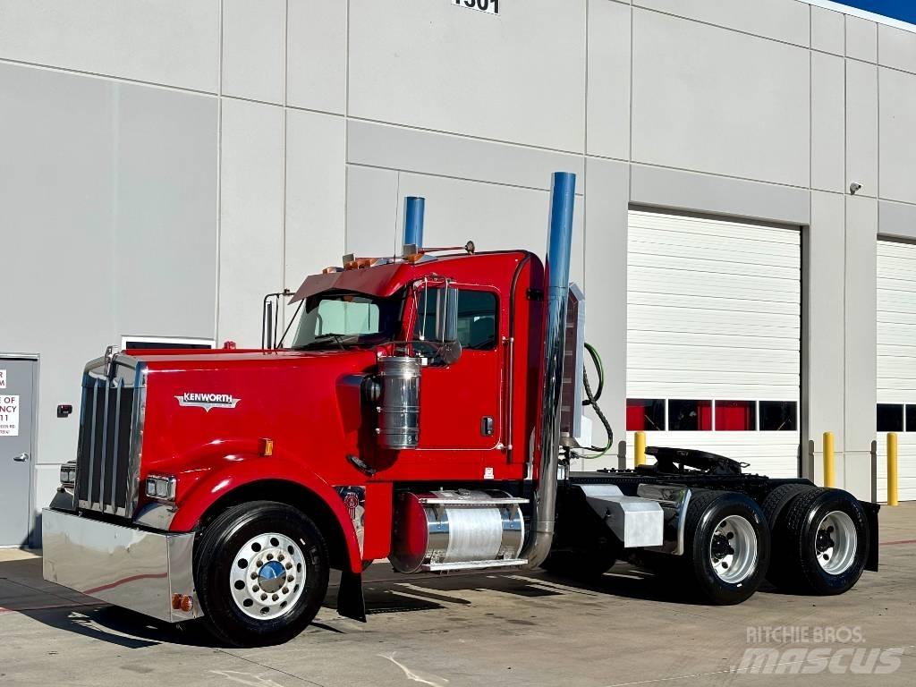 Kenworth W 900 Sattelzugmaschinen