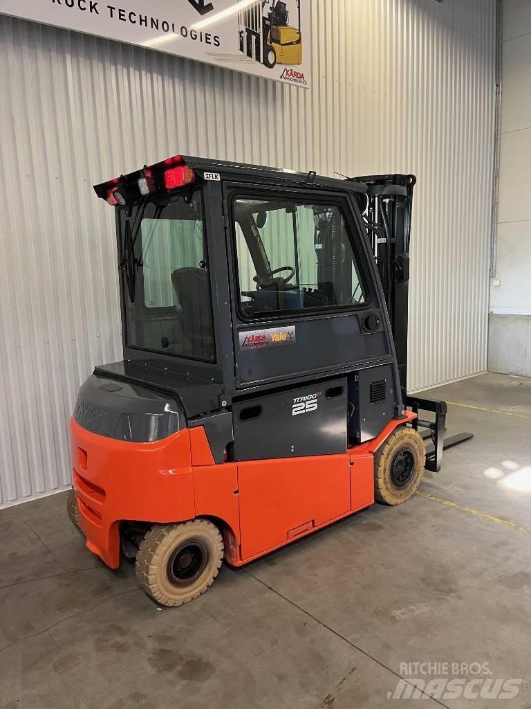 Toyota 8 FBMT 25 Elektro Stapler