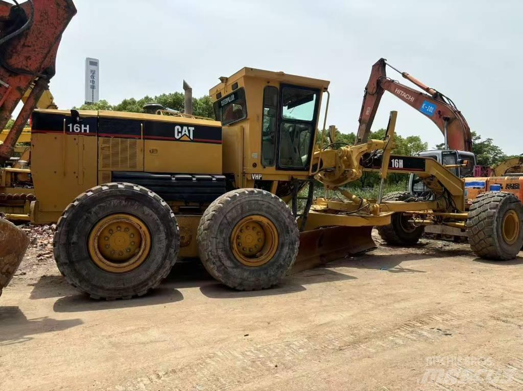 CAT 16h Grader