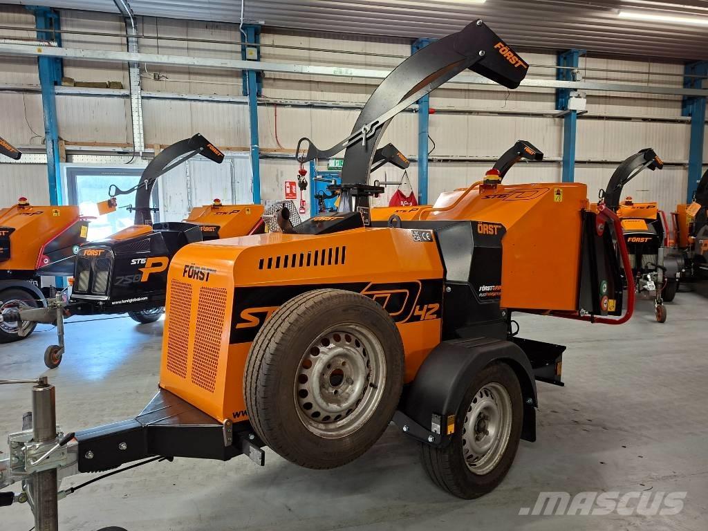 Forst ST6D Holzhäcksler