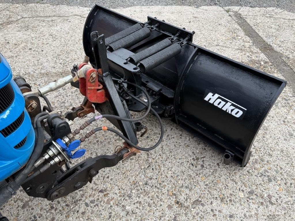 LS J 27 HST Snowline Traktoren