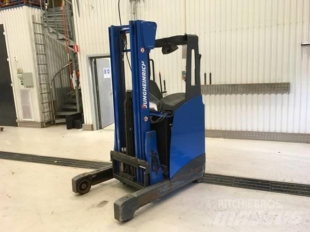 Jungheinrich ETV 112 Schubmaststapler