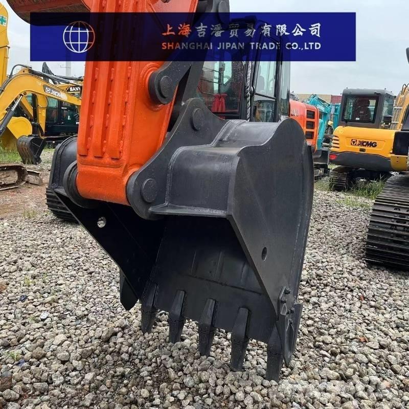 Doosan DX 225 Raupenbagger