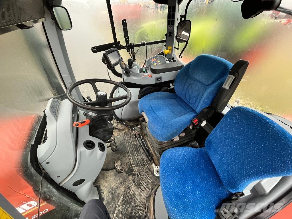 New Holland T7.200 Traktoren
