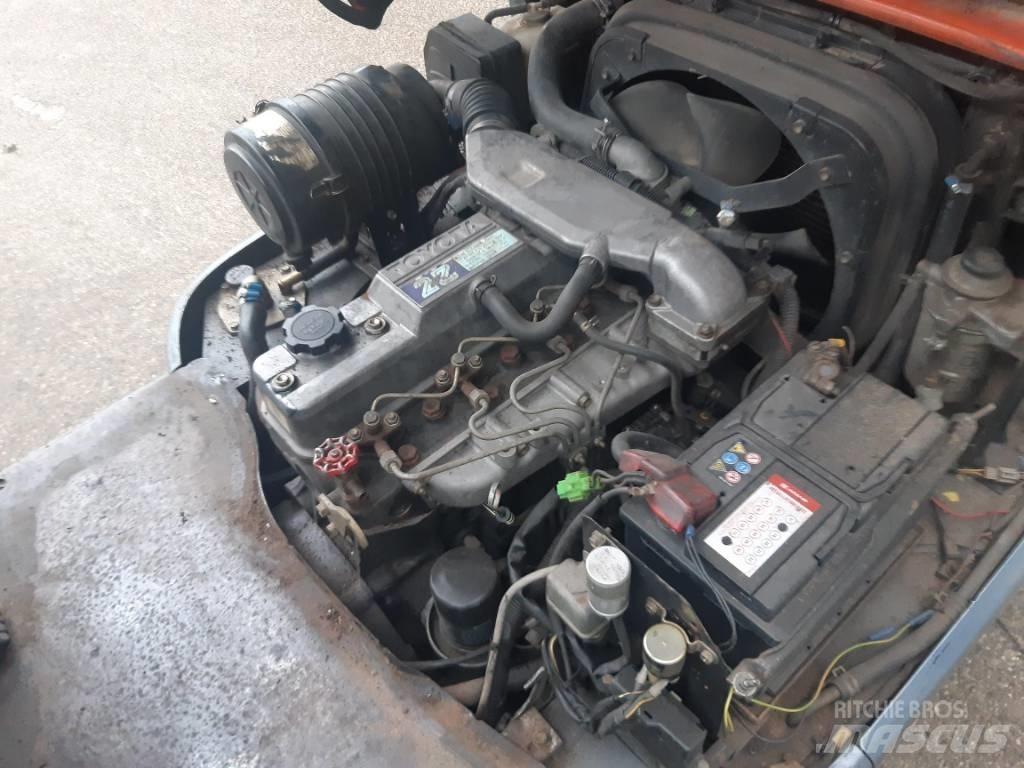 Toyota 6 FDF 25 Diesel Stapler