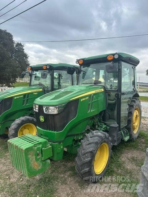 John Deere 5090 GN Traktoren