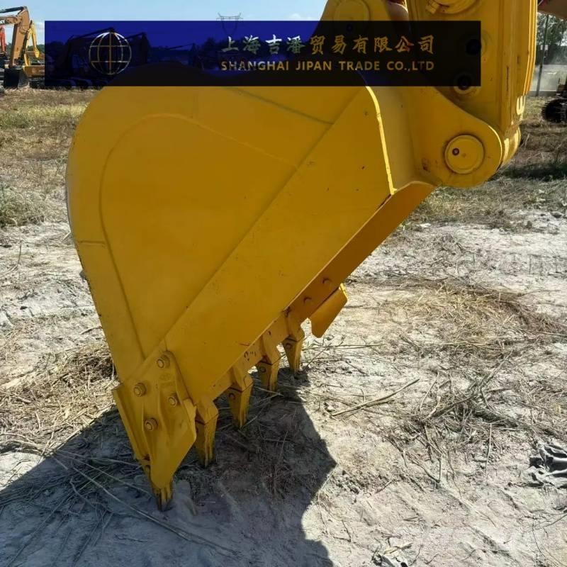 Komatsu PC 210-8 Raupenbagger
