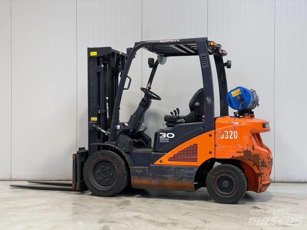 Doosan G30N-7 Gas Stapler