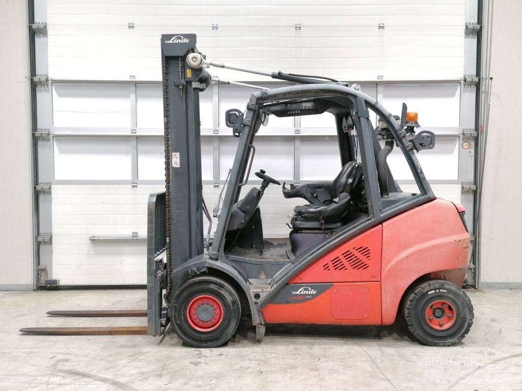 Linde H30D-02 Diesel Stapler