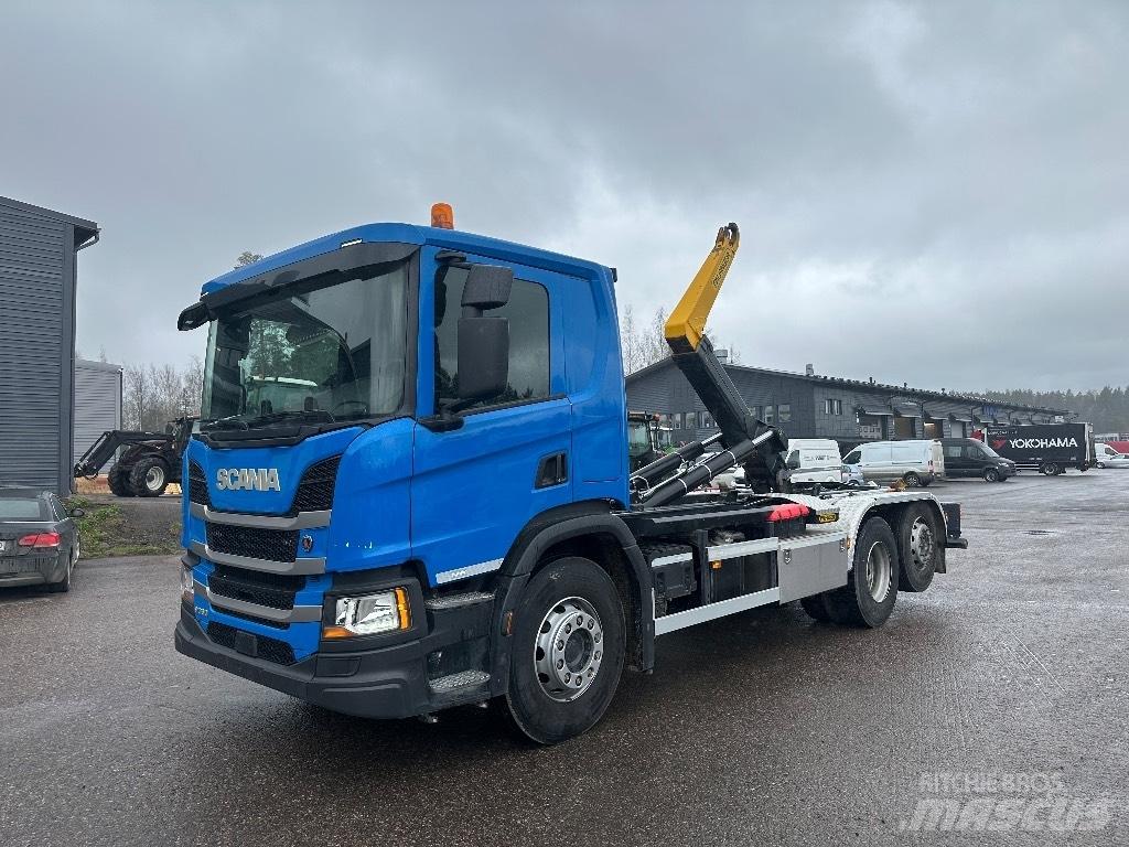 Scania P 360 Abrollkipper