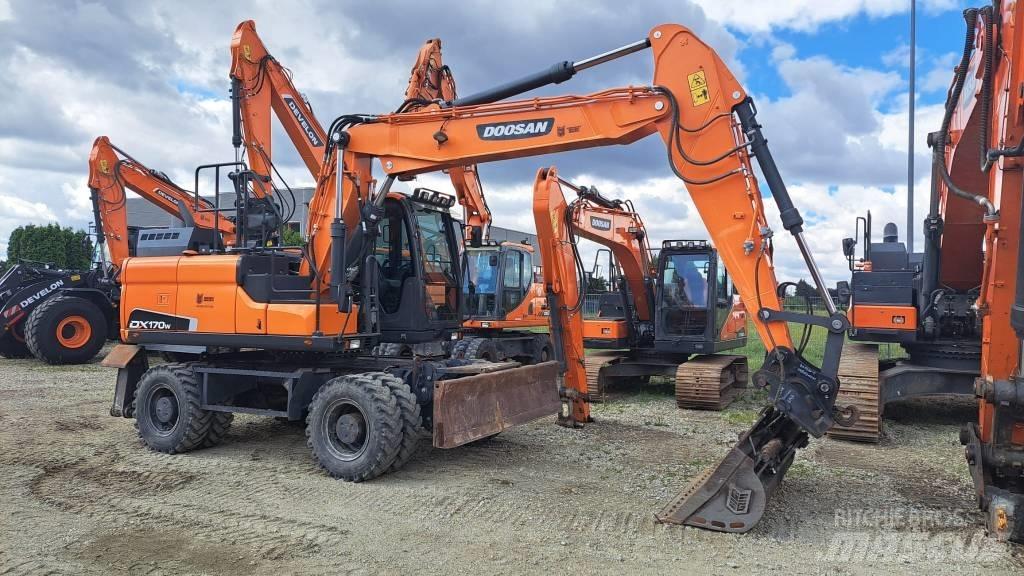 Doosan DX 170 W Mobilbagger
