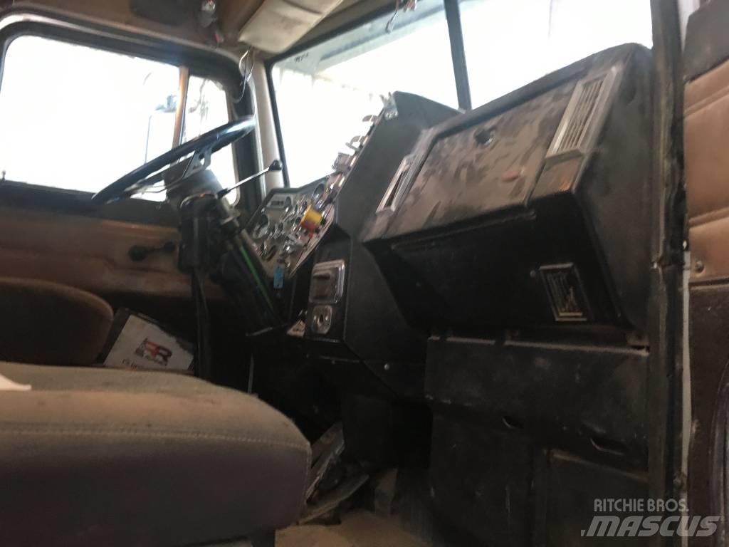Peterbilt 378 Welding Traktoren