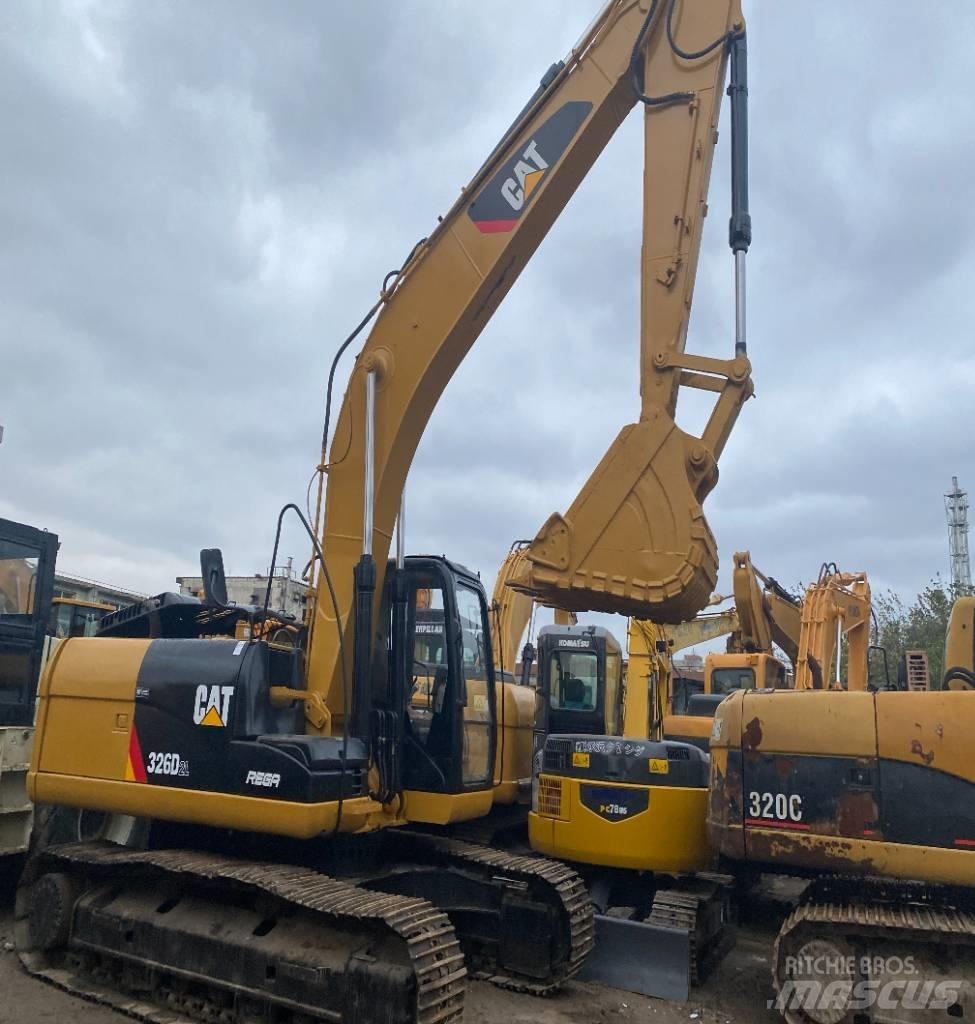 CAT 326D2L Raupenbagger