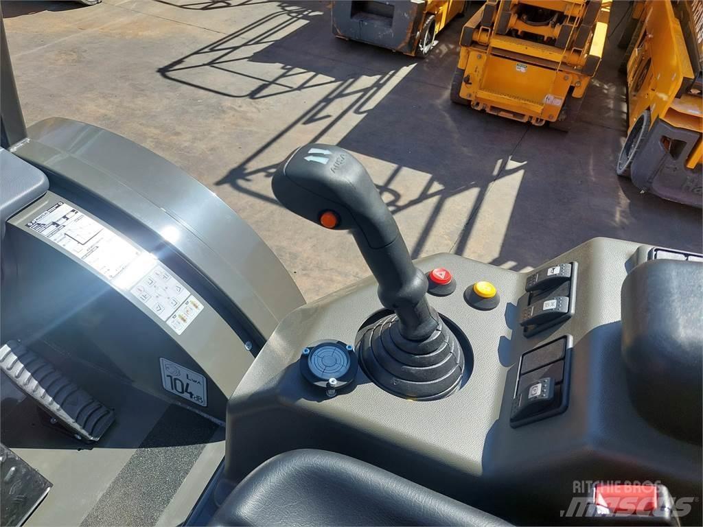 Ausa C201 Hx4 Geländestapler