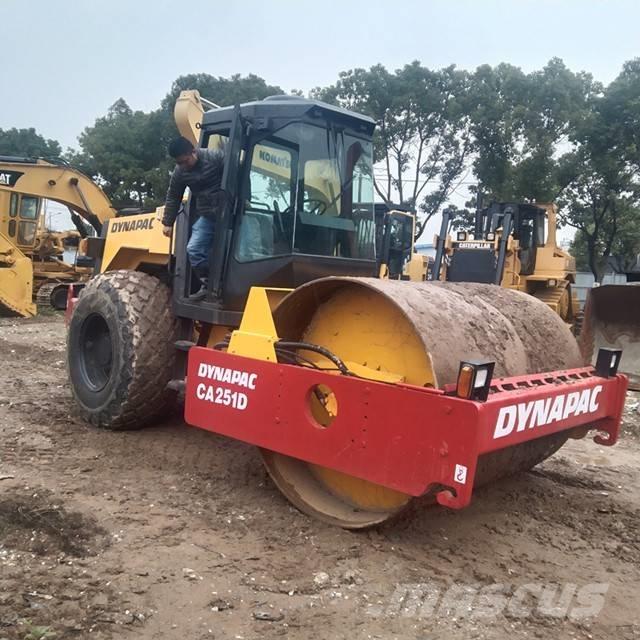Dynapac CA 251 D Walzenzüge