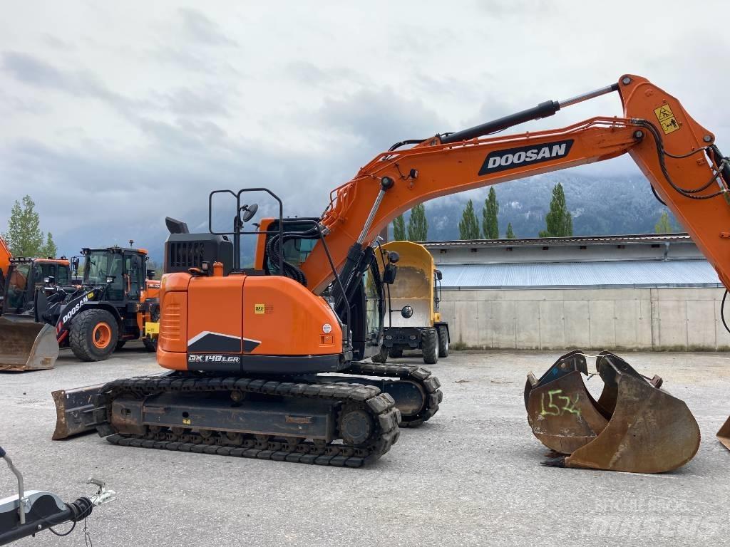 Doosan DX 140 LCR-7 Raupenbagger